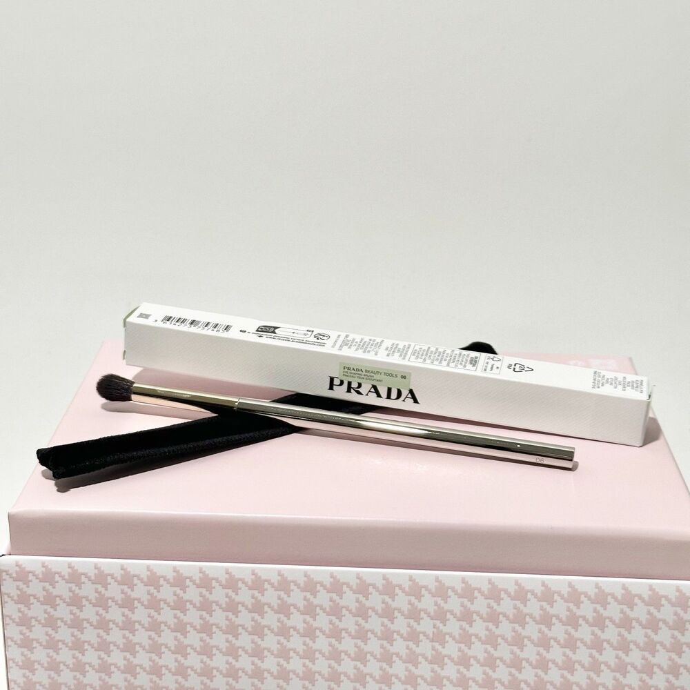 Prada Beauty Eye Shaping Makeup Brush no.06 NWB
